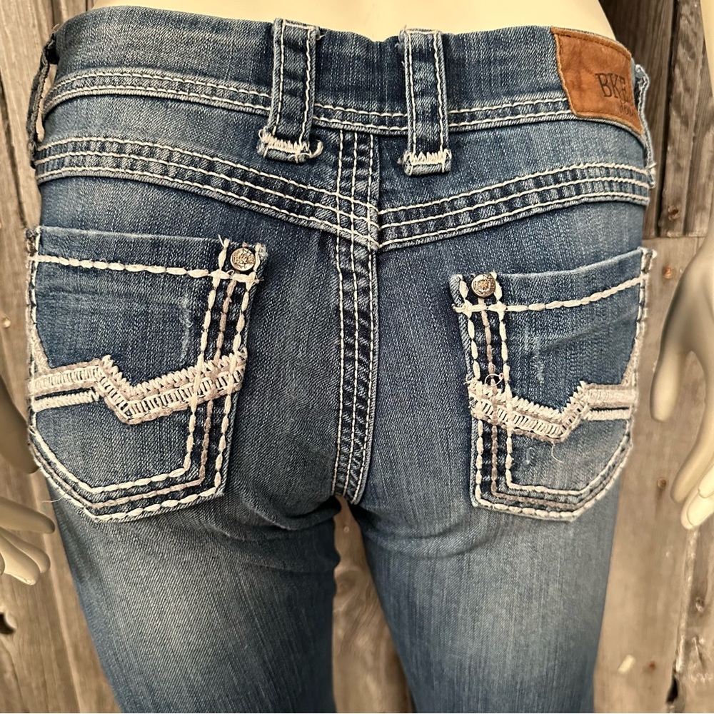 BKE SABRINA DISTRESSED RIPPED BOOTCUT JEANS fits 32" Waist
